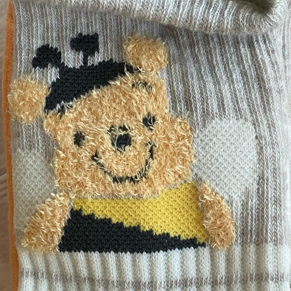 5 Pair Disney WINNIE THE POOH & FRIENDS Mid Crew Socks - Picture 3 of 9